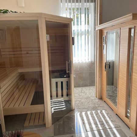 Villa Garden Apartments Попрад Экстерьер фото
