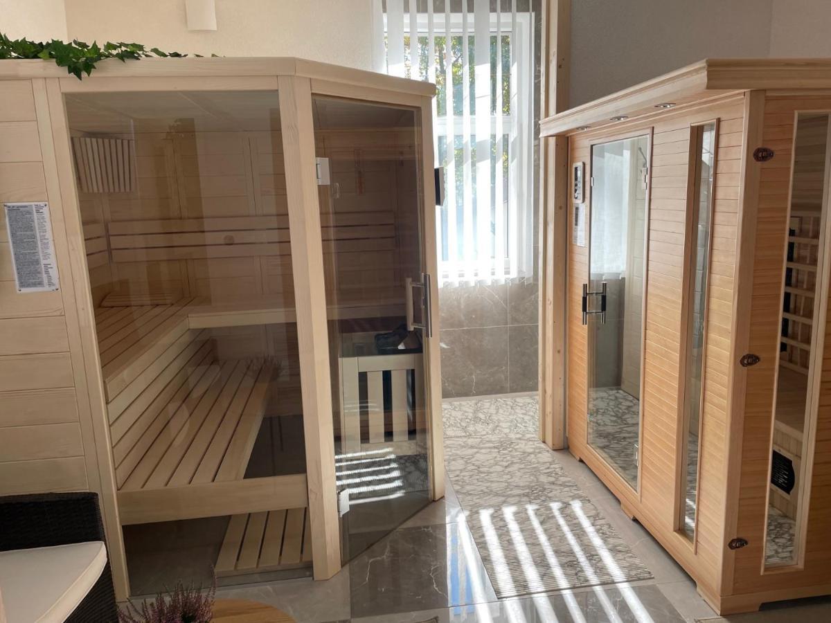 Villa Garden Apartments Попрад Экстерьер фото