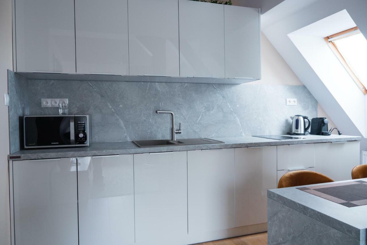 Villa Garden Apartments Попрад Экстерьер фото