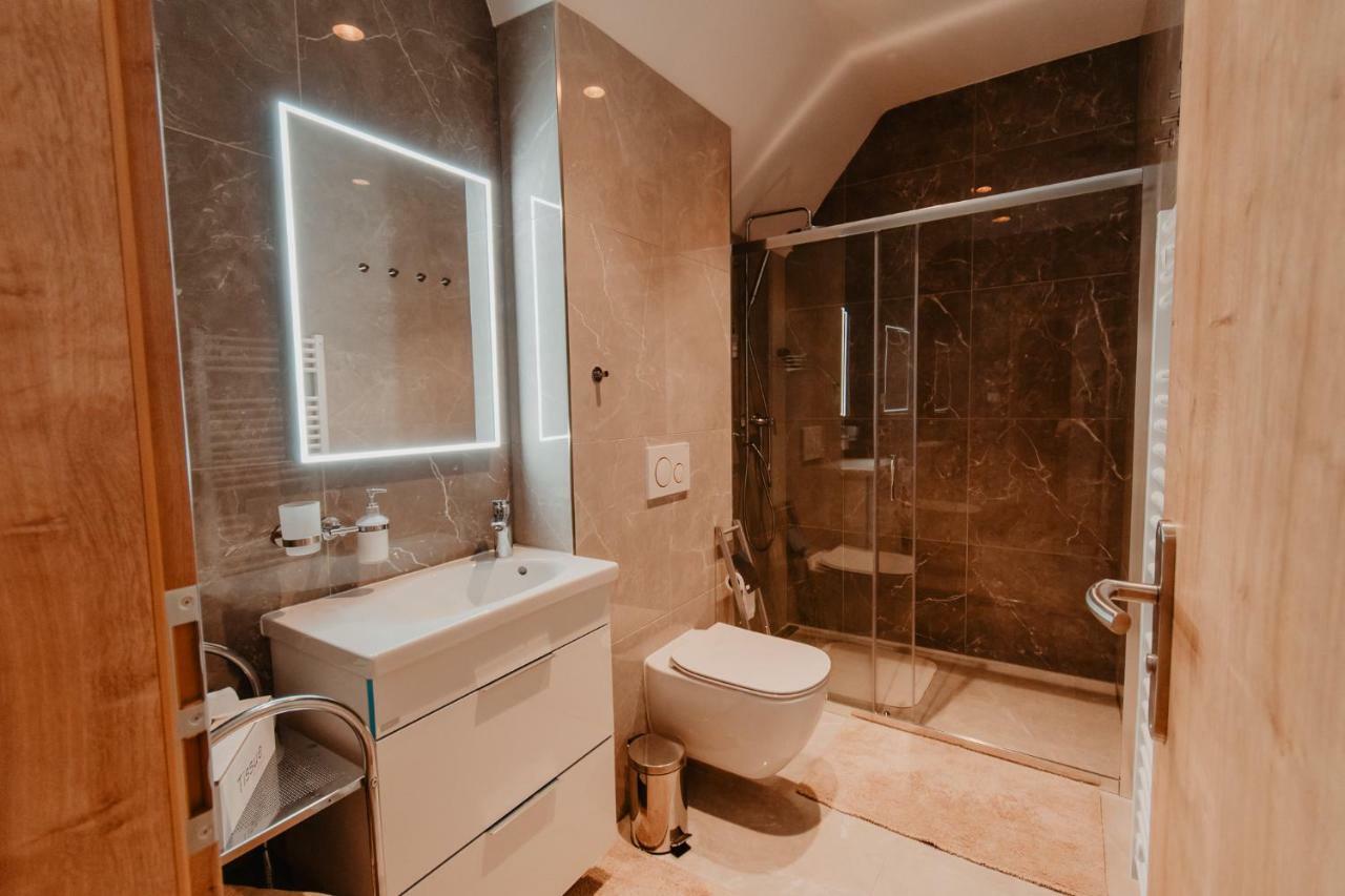 Villa Garden Apartments Попрад Экстерьер фото