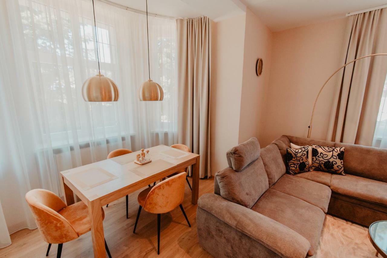 Villa Garden Apartments Попрад Экстерьер фото