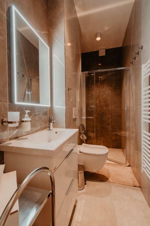 Villa Garden Apartments Попрад Экстерьер фото