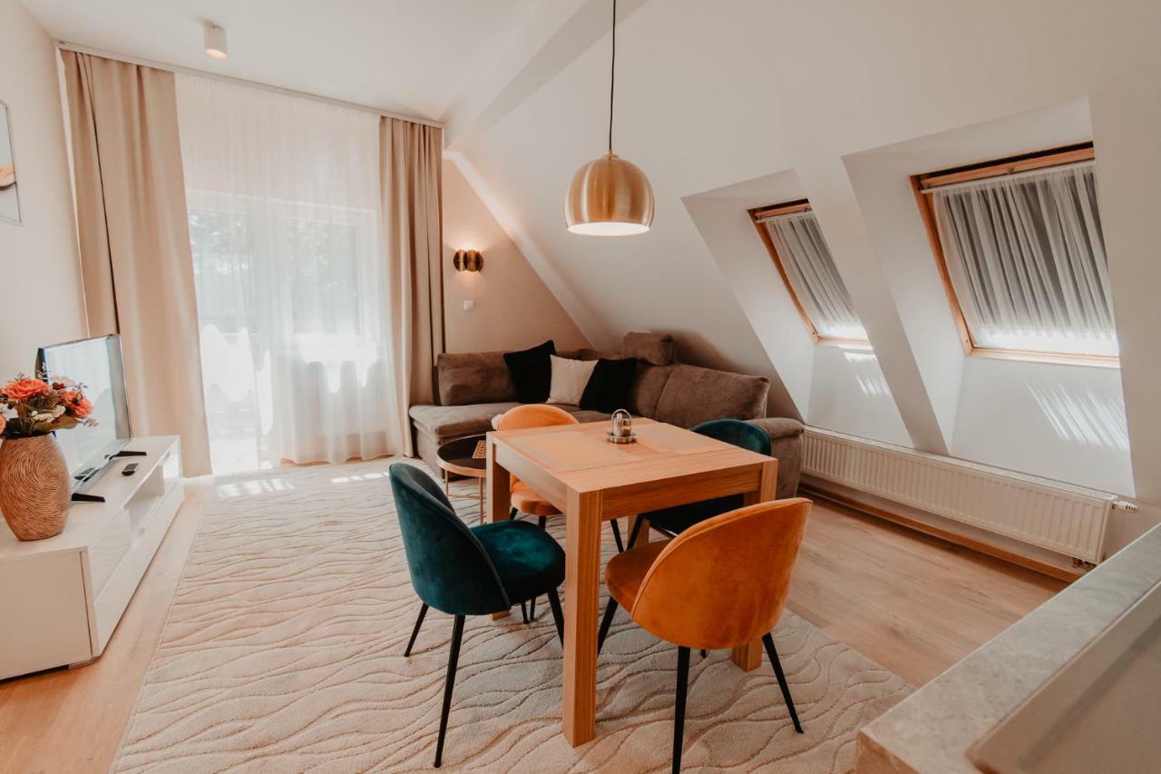 Villa Garden Apartments Попрад Экстерьер фото